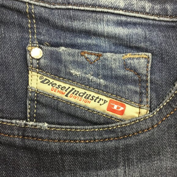 Diesel Industry Livier-Flare Super Slim-Flare Stretch Low Waist Womens 31 Jeans - Picture 10 of 13